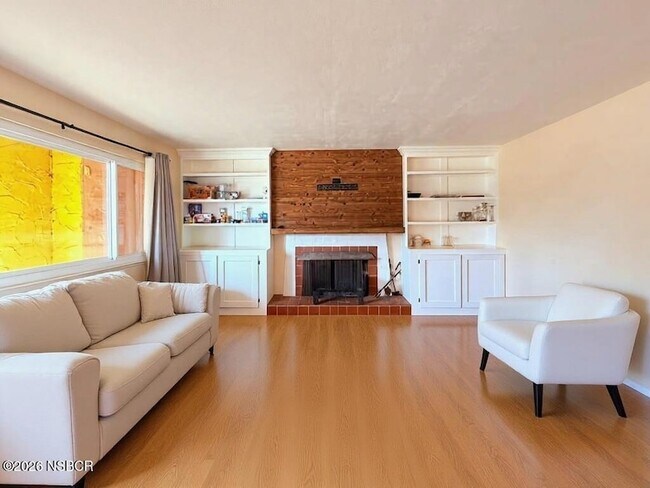 Foto del edificio - 109 Hercules Ave