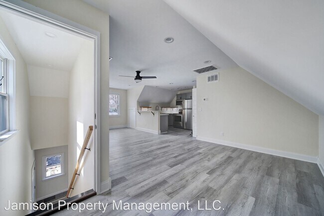 Foto del edificio - 2 br, 1 bath House - 345 Jefferson St