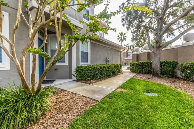 Foto del edificio - Gated Community Townhome 3br/2.5ba/2 Car G...