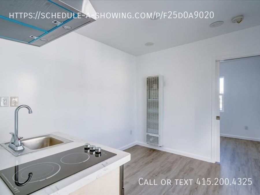 Primary Photo - Studio Apartment Near Broadway Heights