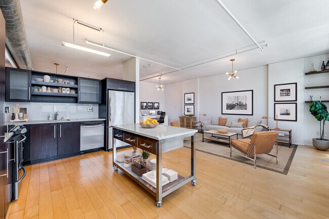 Foto del edificio - 1100 S Hope St