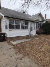 Building Photo - 1210 W Mac Queen Ave