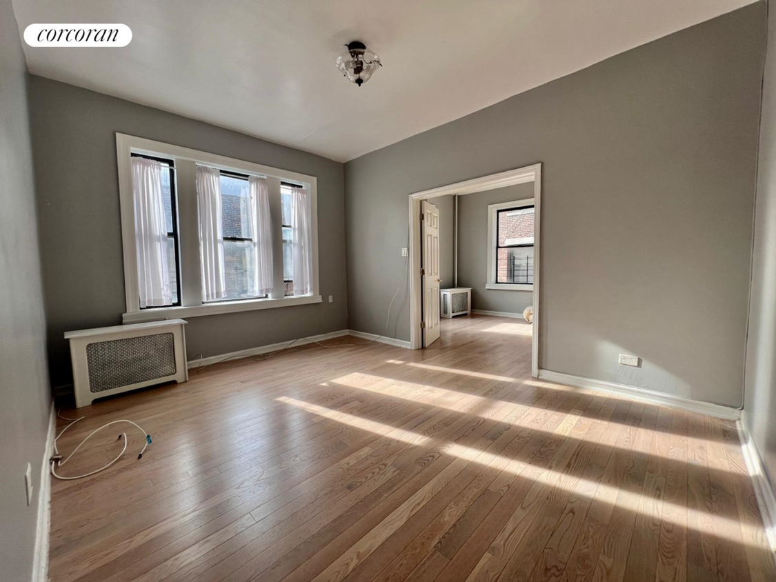 Primary Photo - 418 W 130th St
