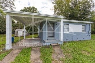 Building Photo - 5601 Pansy Ln