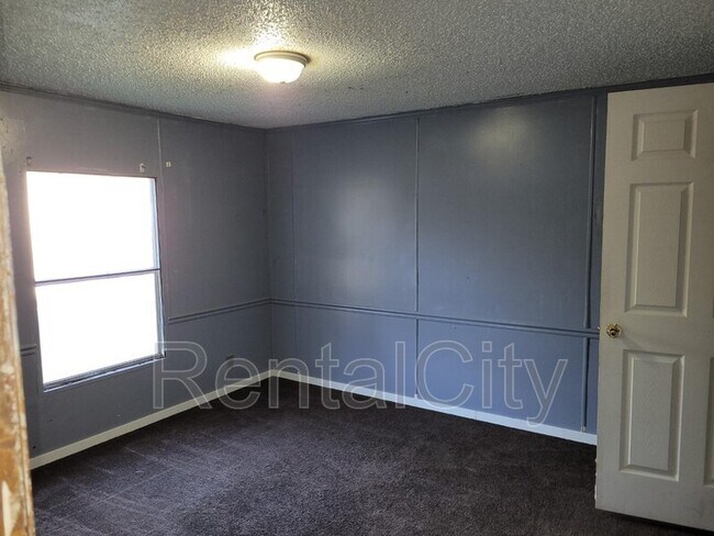 Foto del edificio - 220 Hawthorne Ave
