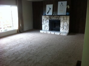 Building Photo - 10975 129A St