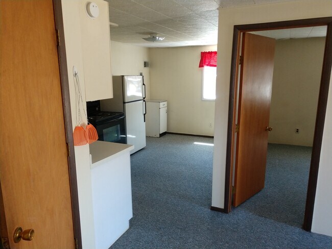Foto del edificio - 48380 Jefferson St