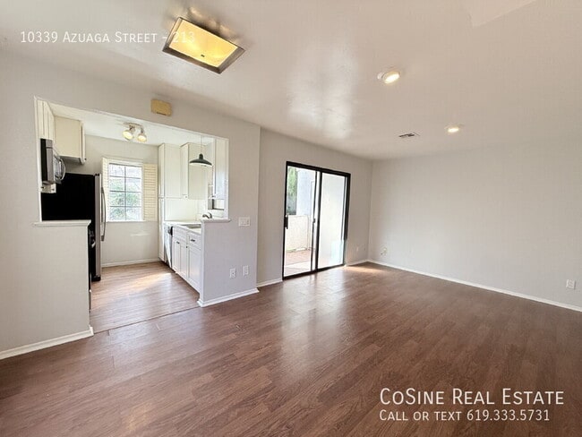 Building Photo - 10339 Azuaga St