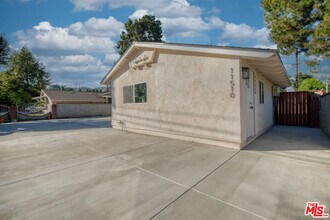 Building Photo - 11510 Fenton Ave