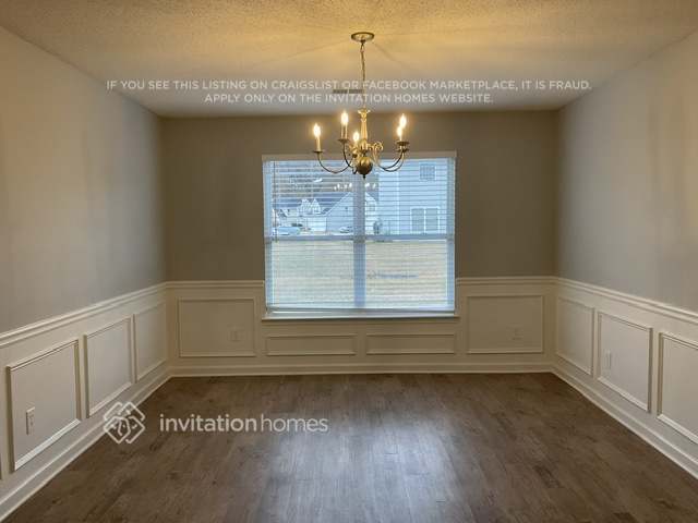 Foto del edificio - 5999 Horseshoe Ln