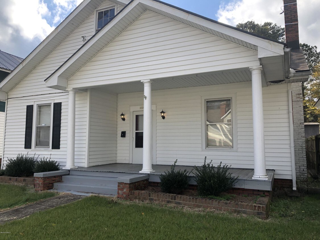 1005 Anderson St NW, Wilson, NC 27893 House Rental in Wilson, NC