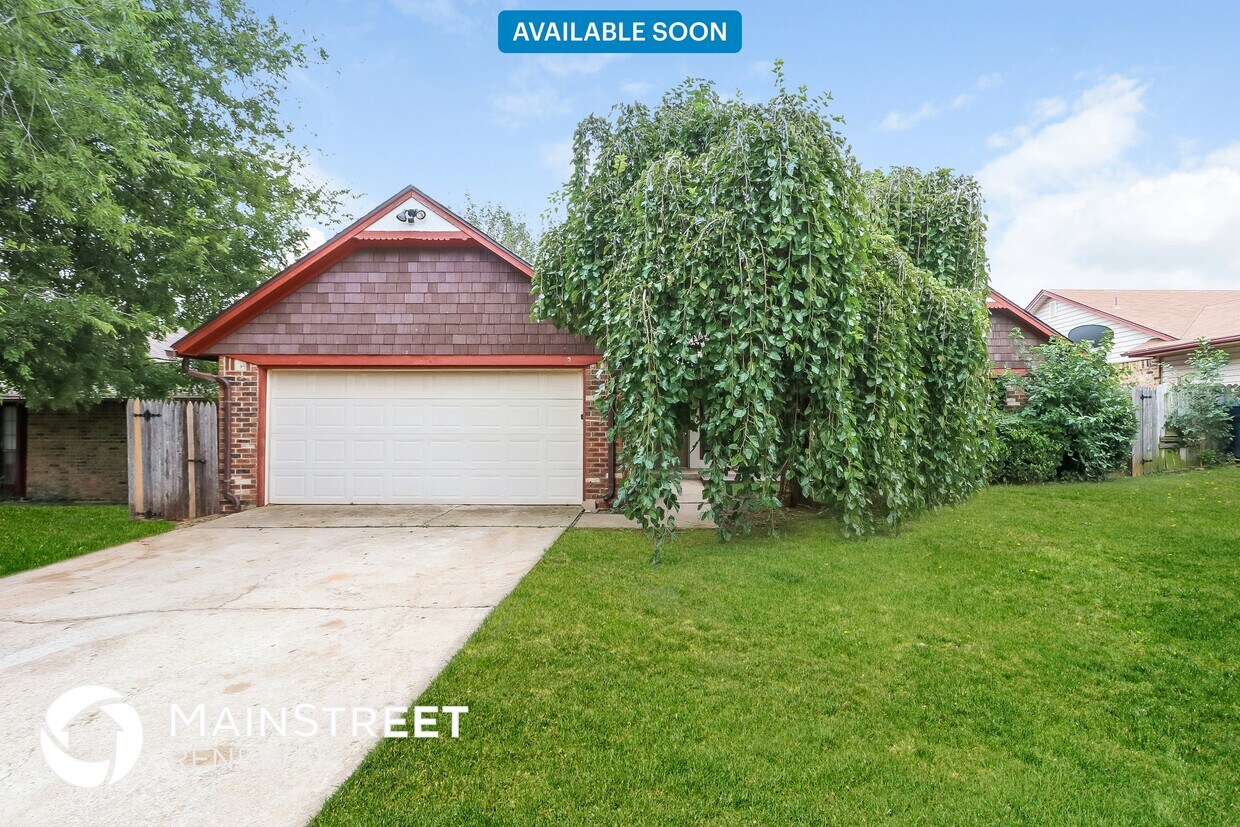 Foto principal - 11716 SW 3rd Terrace