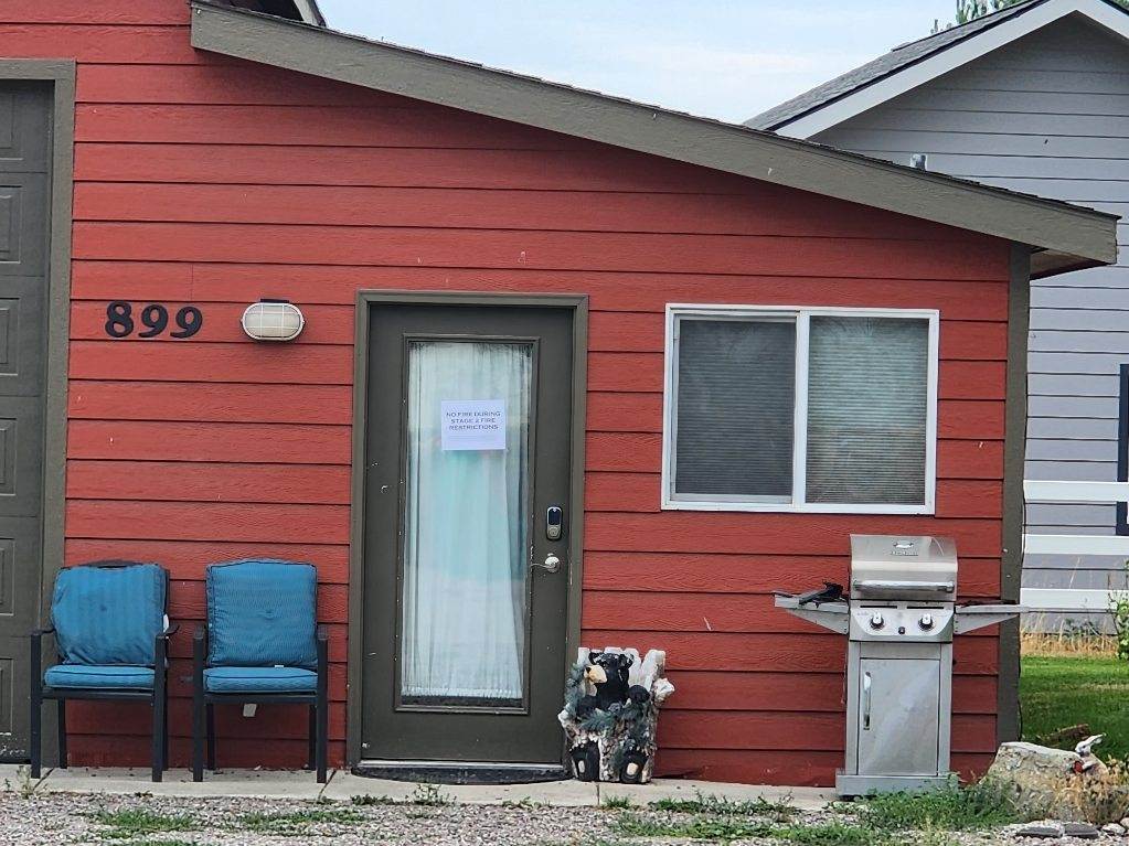 Foto principal - Pet Friendly! 1 bedroom w/ utilities & internet included!