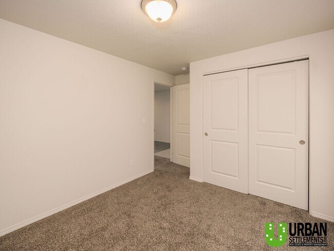 Foto del edificio - Beautiful Newer 3 Bedroom, 2 Bath Rancher ...