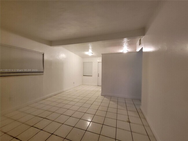 Foto del edificio - 354 NW 29th Terrace