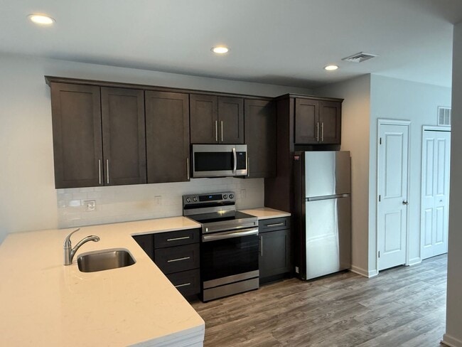 Building Photo - 1332-1334 Genoa St