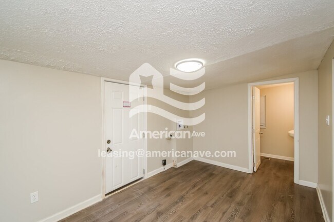 Foto del edificio - 1227 E 4th St