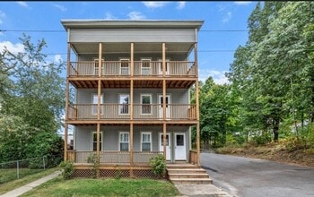 Building Photo - 62 Hartford St