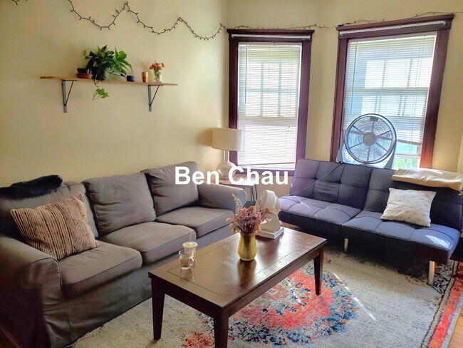 Foto del edificio - 154 Magazine St