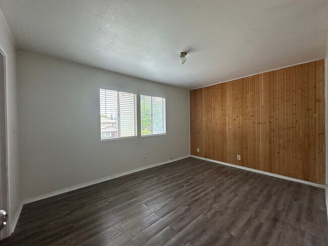 Foto del edificio - Beautiful 2 bedroom 1 bath condo in North ...