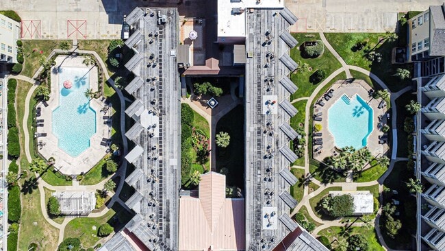 Foto del edificio - 6300 Seawall Blvd