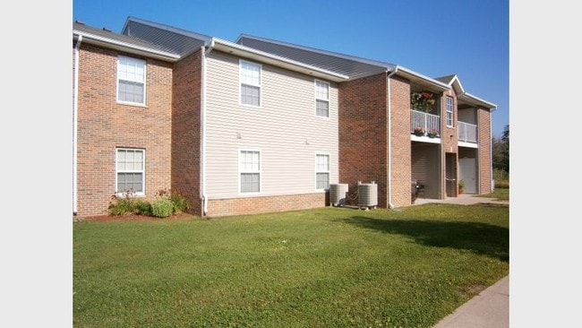 Building Photo - Northcrest Apartments