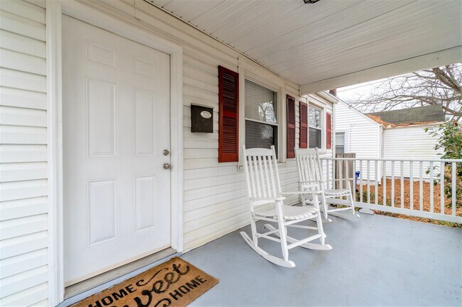 Foto del edificio - 3502 Commonwealth Ave