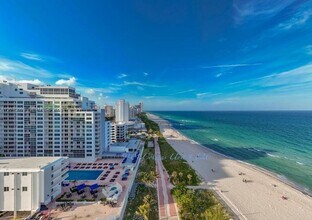 Building Photo - 5401 Collins Ave