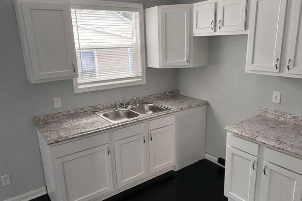 Foto del edificio - 2325 Westbrook Cir N