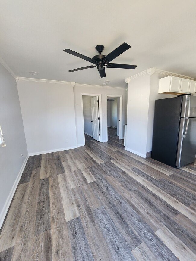 Foto del edificio - 1506 Oakwood Ave NE