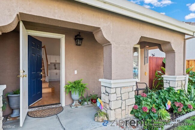 Building Photo - 4 br, 2 bath House - 442 Charlemagne Ln, T...