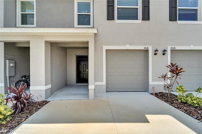 Foto del edificio - 17641 Crescent Moon Lp