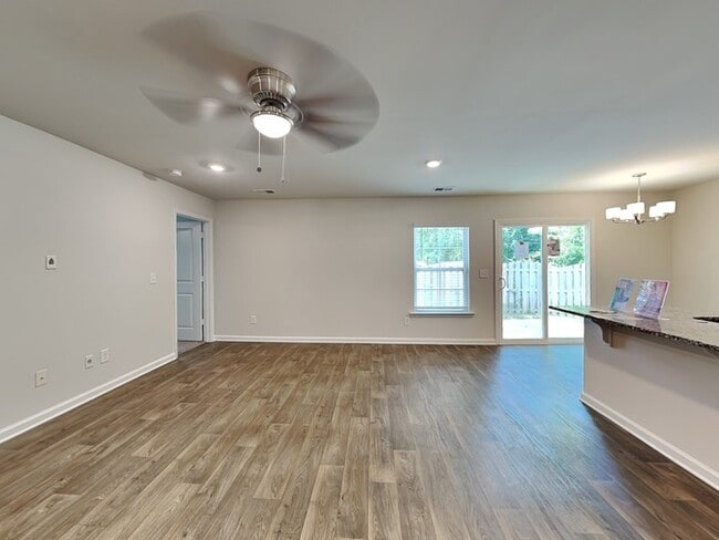 Building Photo - 302 Crooked Pne Ct