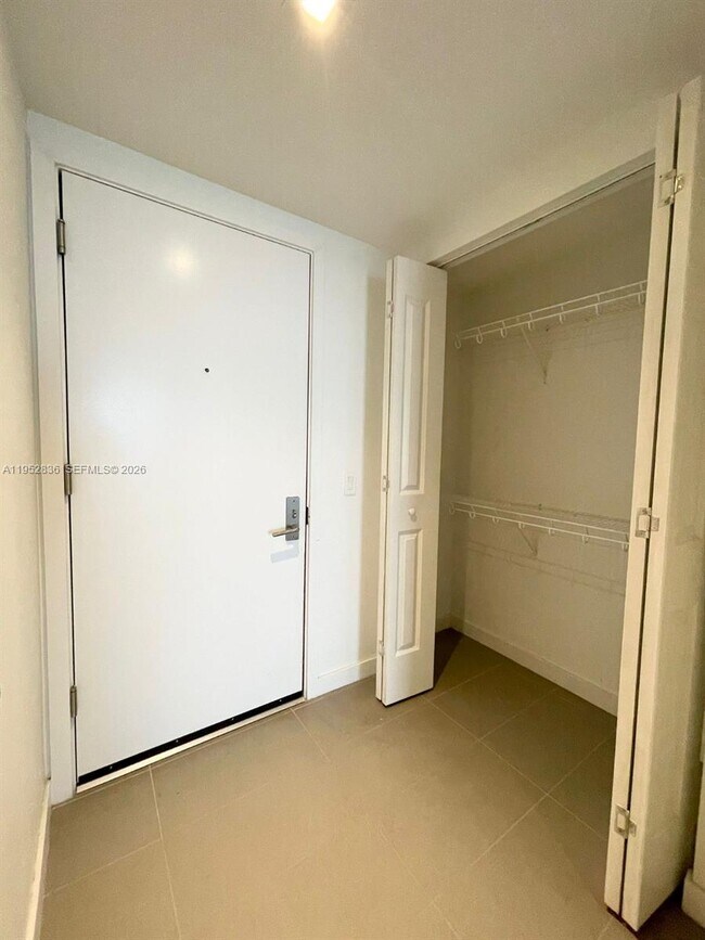 Foto del edificio - 1600 NE 1st Ave