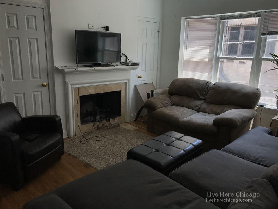 Primary Photo - 676 W Wrightwood Ave