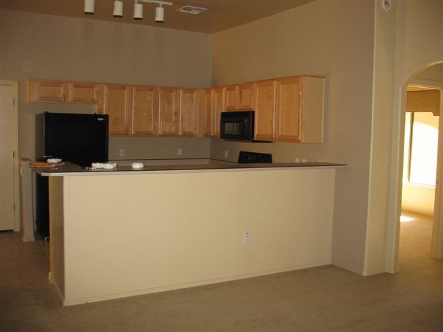 Building Photo - 2024 S Baldwin