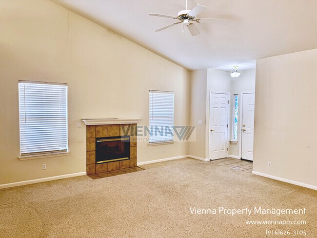 Foto del edificio - 1755 El Camino Verde Dr