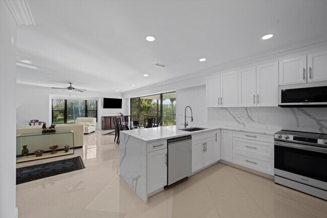 Foto del edificio - 13321 Polo Club Rd