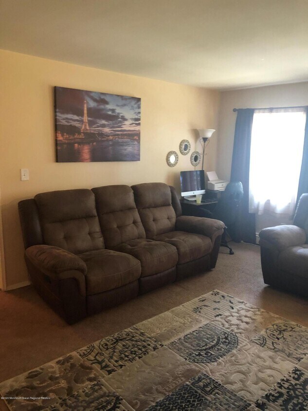 Foto principal - 70 Stonehurst Blvd