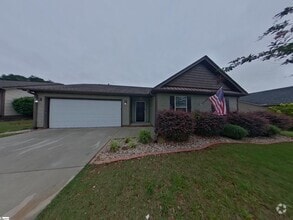 Building Photo - 205 Terilyn Ct
