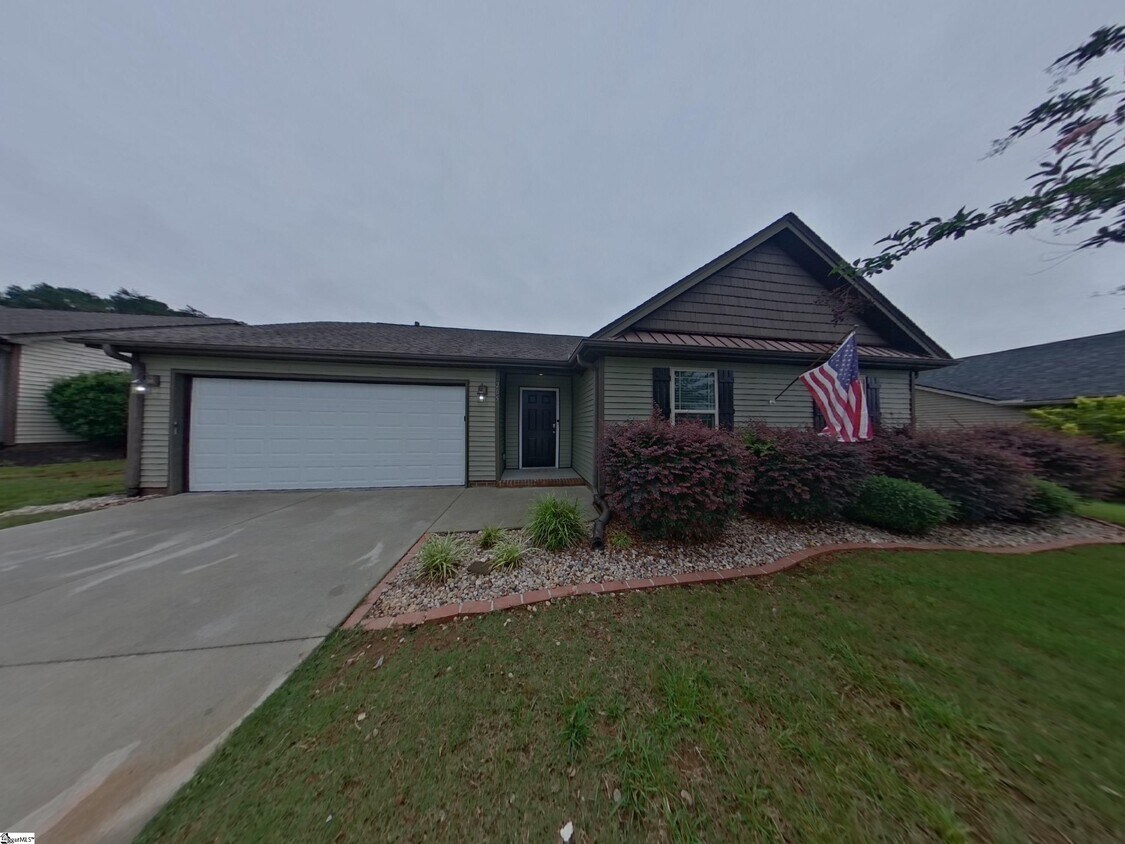 Primary Photo - 205 Terilyn Ct