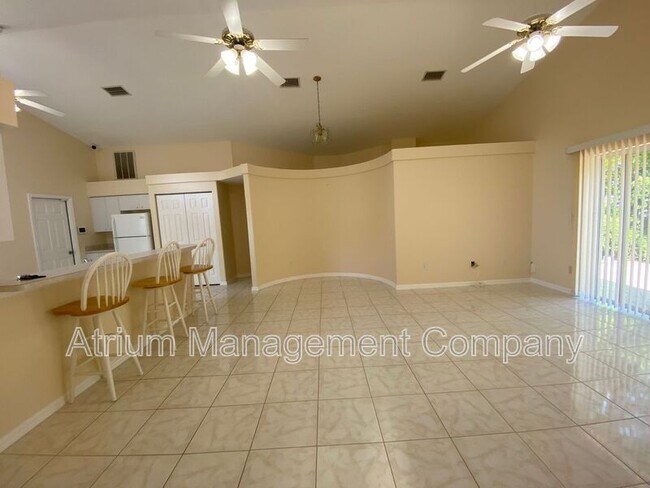 Foto del edificio - 630 Linda Ct