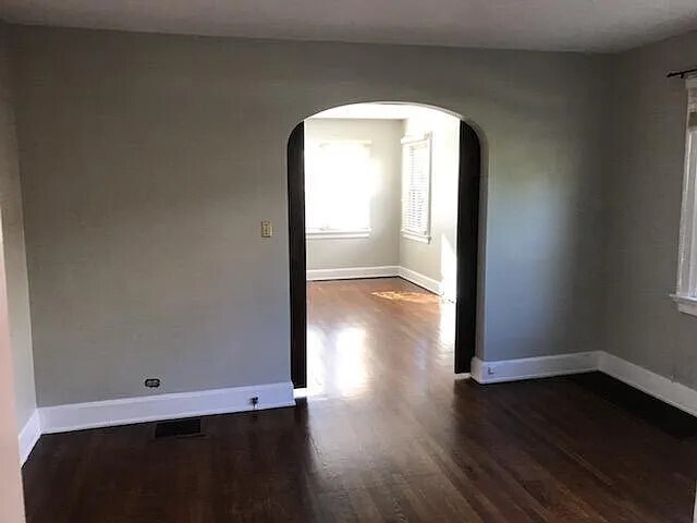 Dormitorio - 3250 Nash Ave