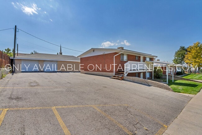 Foto del edificio - 185 W 2200 S