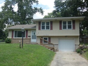 Building Photo - 1402 NE 67th St