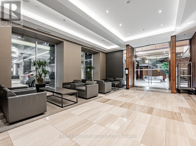 Building Photo - 111 St Clair Ave W