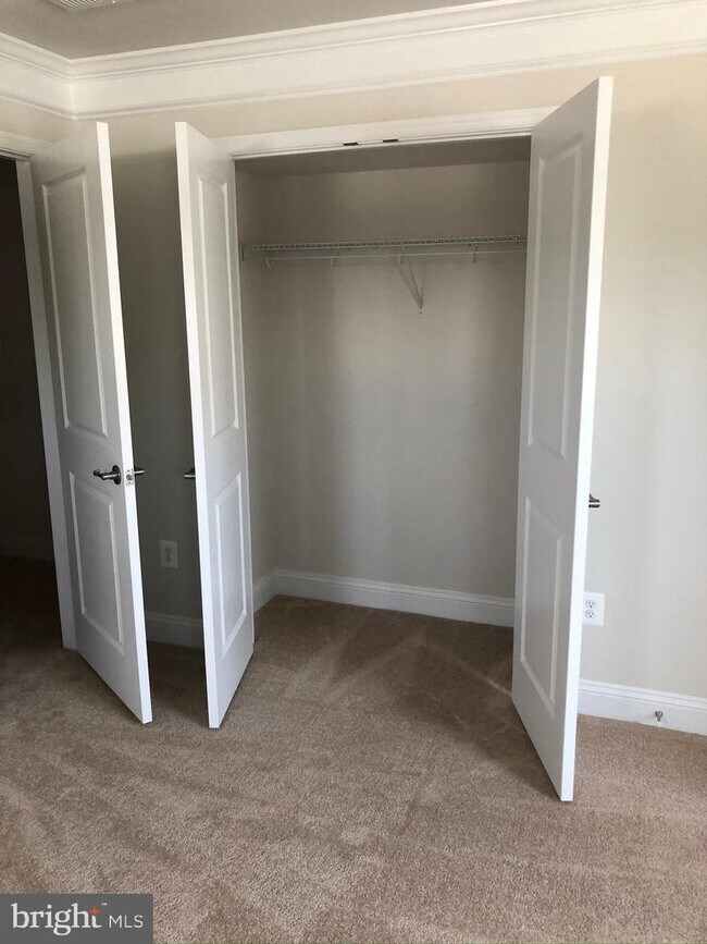 Foto del edificio - 7105 Druce Way