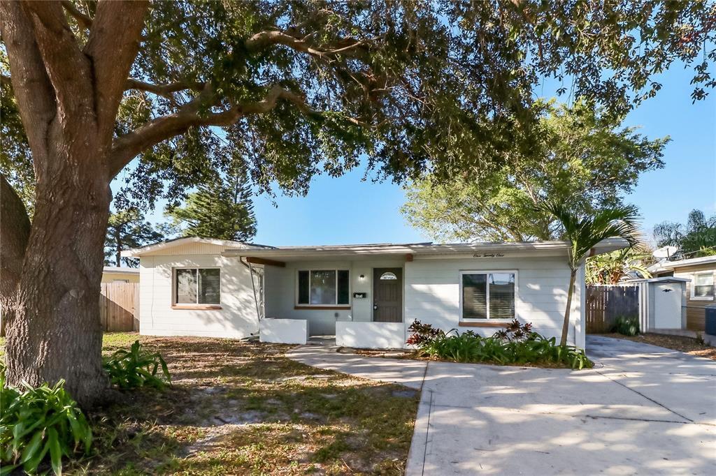 Foto principal - 121 Sunlit Cove Dr NE