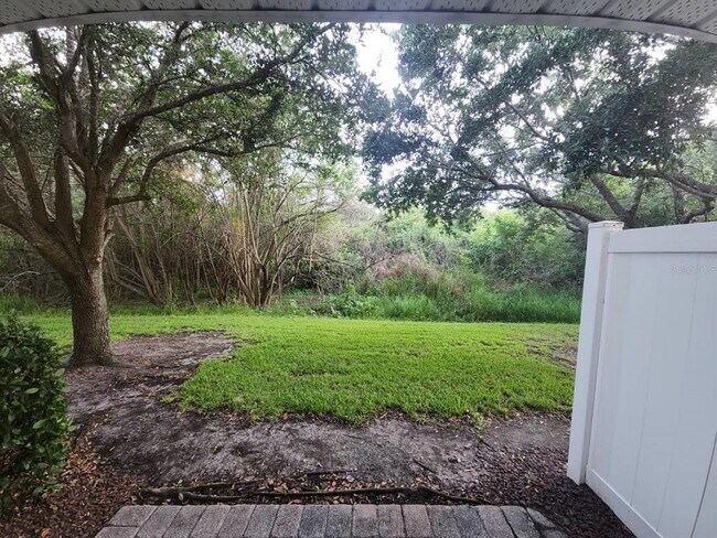 Foto del edificio - 16436 Cedar Crest Dr
