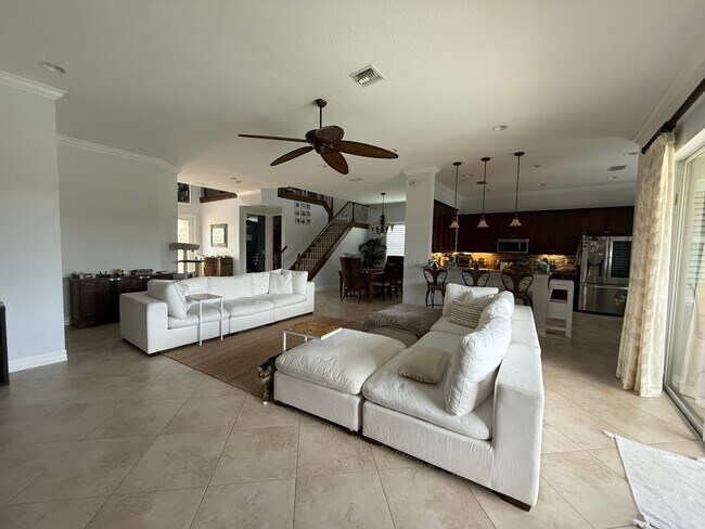 Building Photo - 6619 Monterey Point